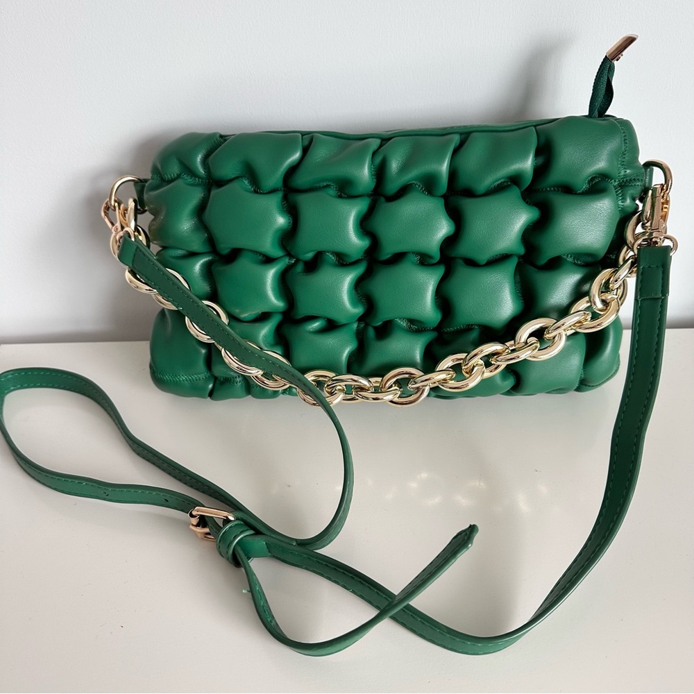 Pieces Green Quilted Chain Crossbody Bag